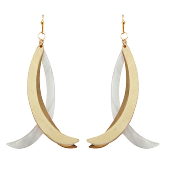 Curved Bar Wood Earrings - Picture 1 of 2